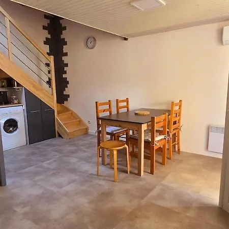Petite Maison Climatisee A 250m De La Tatil Evi *